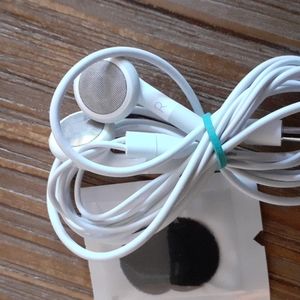 Apple headphones